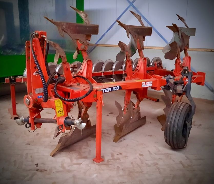  TE KOOP Deze KUHN DRIESCHAAR met